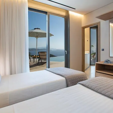 Blooms Of Bay - Luxury With Private Heated Pool Villa