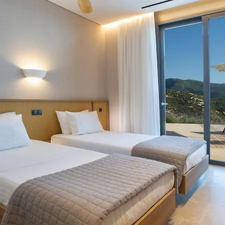 Villa Blooms Of Bay - Luxury With Private Heated Pool Sivota