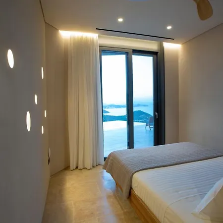 Blooms Of Bay - Luxury With Private Heated Pool * Sivota