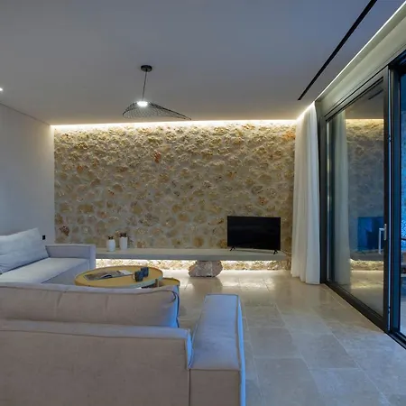 Blooms Of Bay - Luxury With Private Heated Pool Sivota